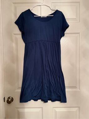 Casual Navy Midi Dress with Short Sleeves